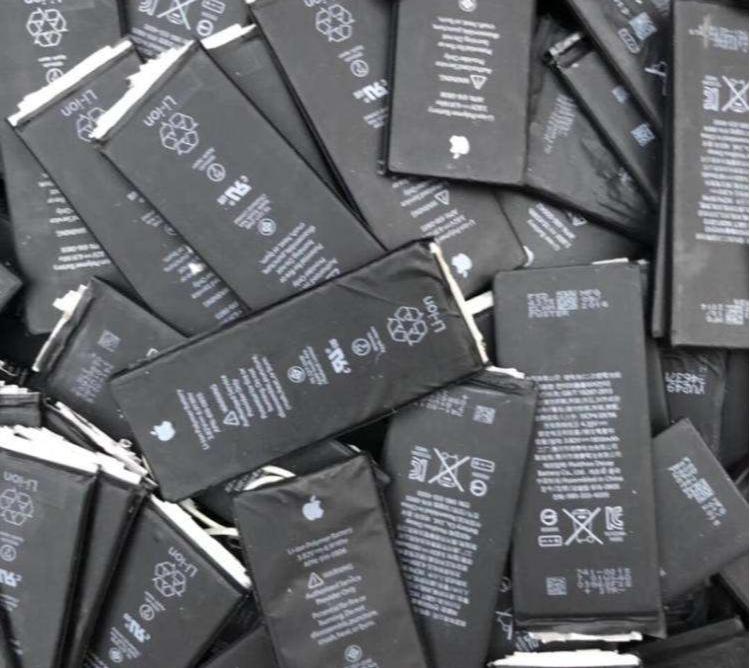 鋰電池?zé)峤馓幚碓O(shè)備解決廢舊手機(jī)鋰電池處理問(wèn)題